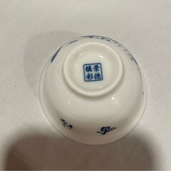 Chinese porcelain cobalt blue floral camellia gaiwan tea set of 12 - Picture 3 of 16